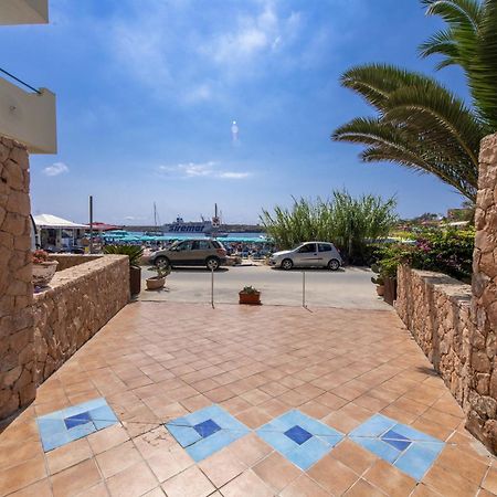 Hotel Baia Turchese ランペドゥーザ エクステリア 写真