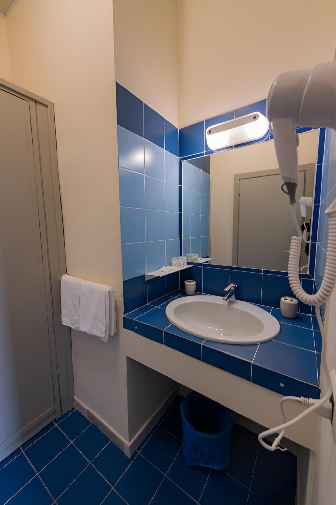 Hotel Baia Turchese ランペドゥーザ エクステリア 写真