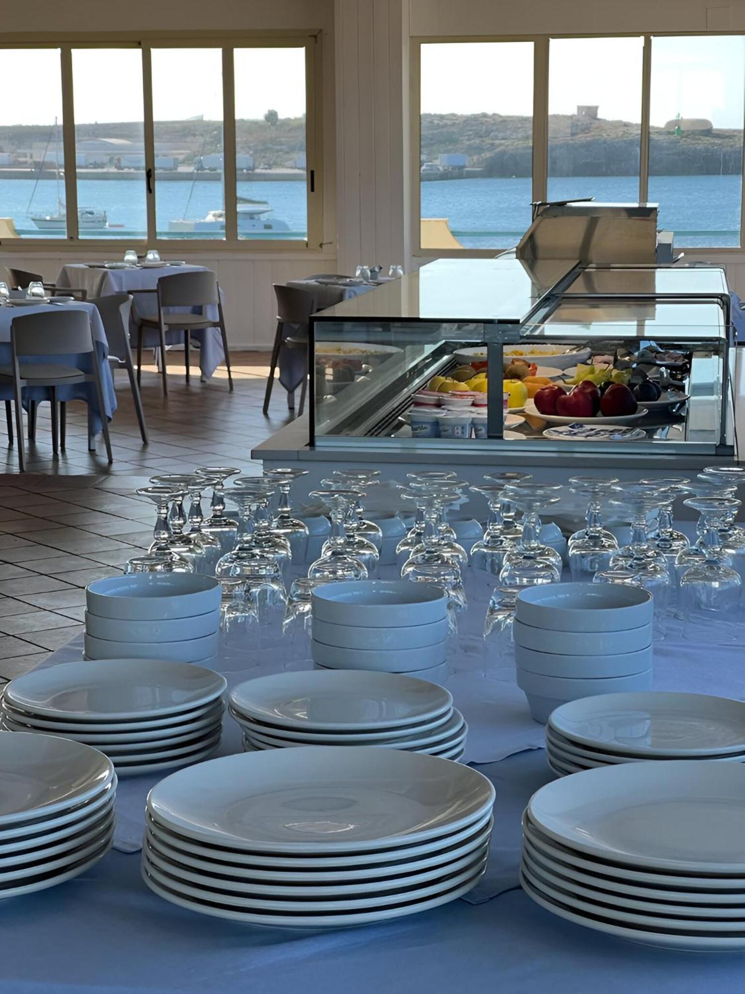 Hotel Baia Turchese ランペドゥーザ エクステリア 写真