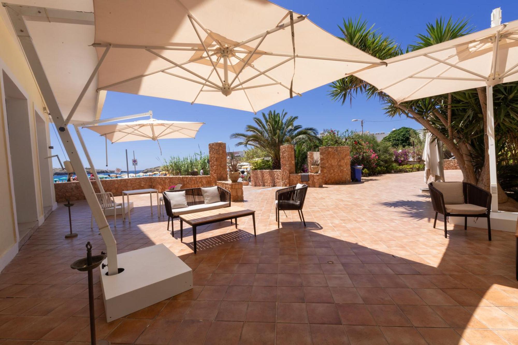 Hotel Baia Turchese ランペドゥーザ エクステリア 写真