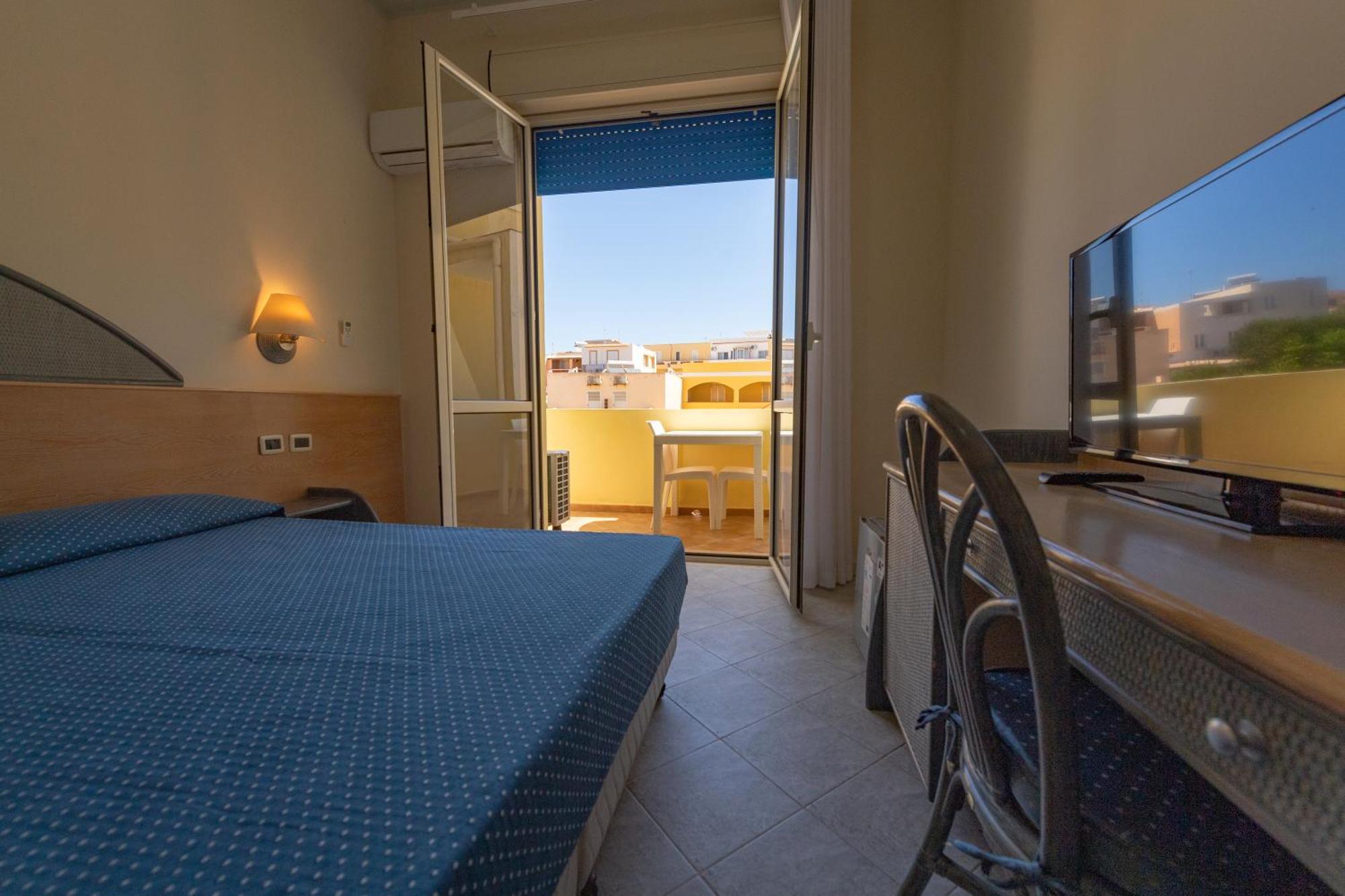 Hotel Baia Turchese ランペドゥーザ エクステリア 写真